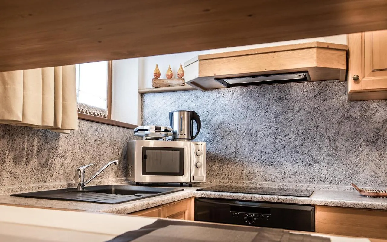 Baita Kate Apartment Livigno 0*,  Italy