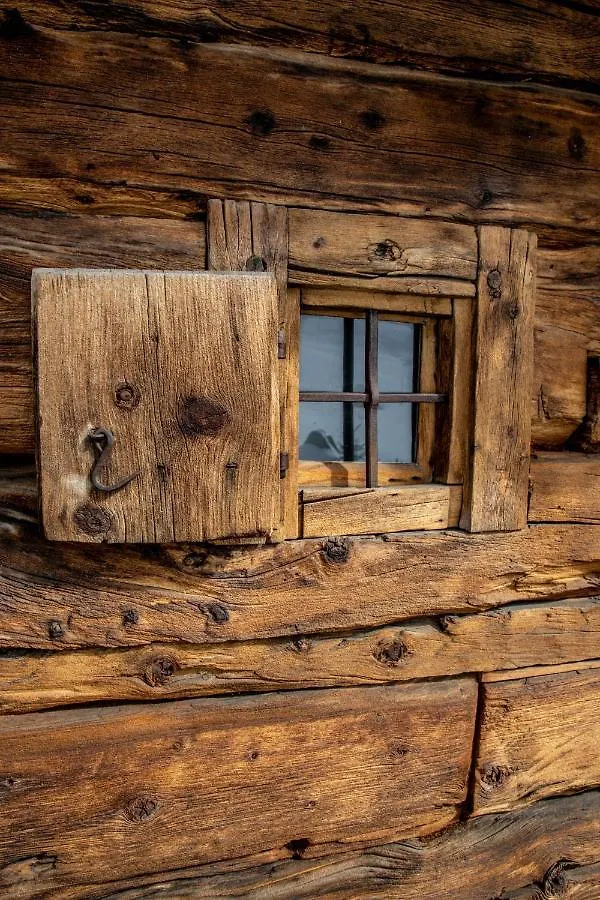 Baita Kate Apartment Livigno Italy