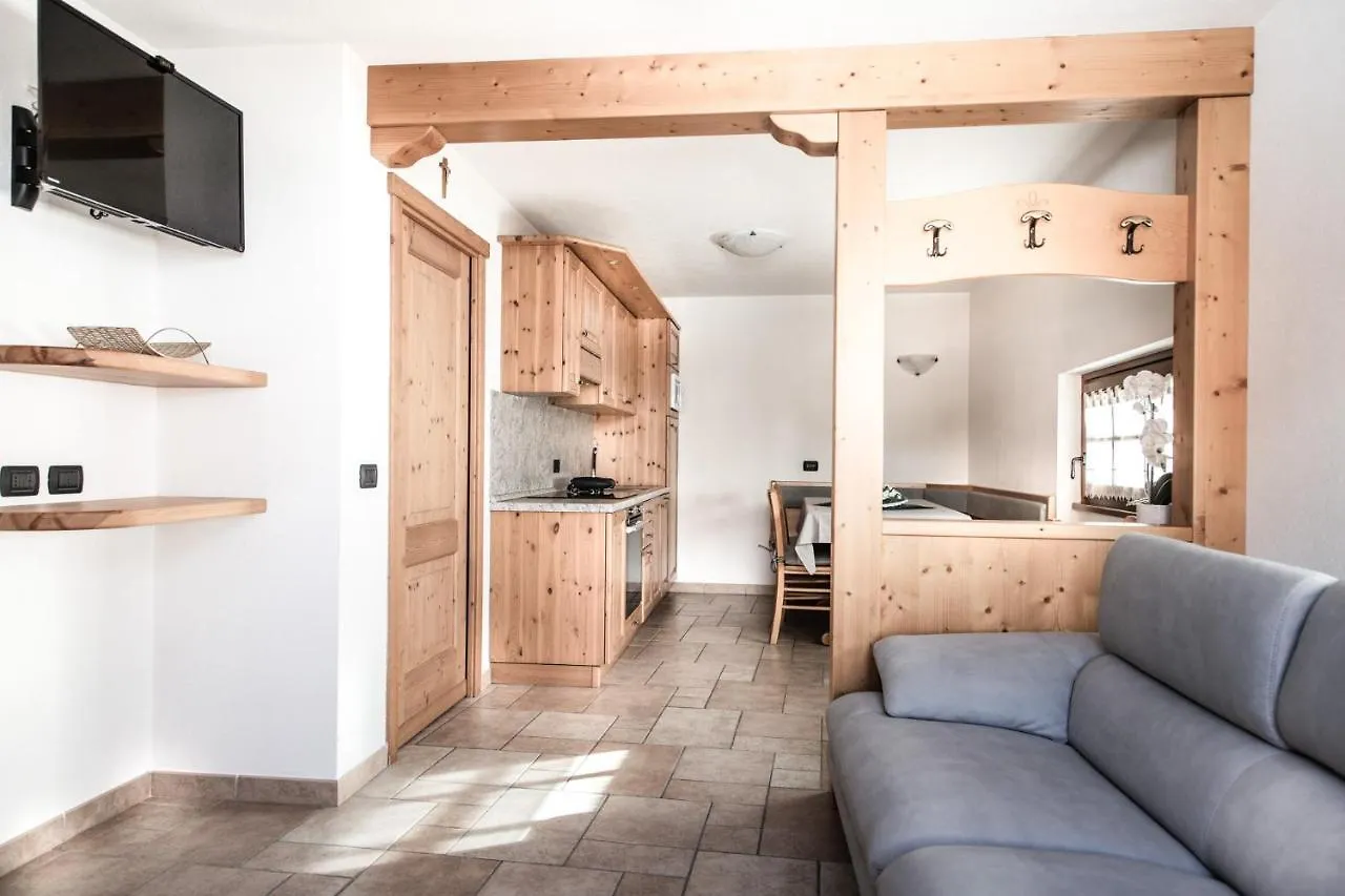 Baita Kate Apartment Livigno Italy
