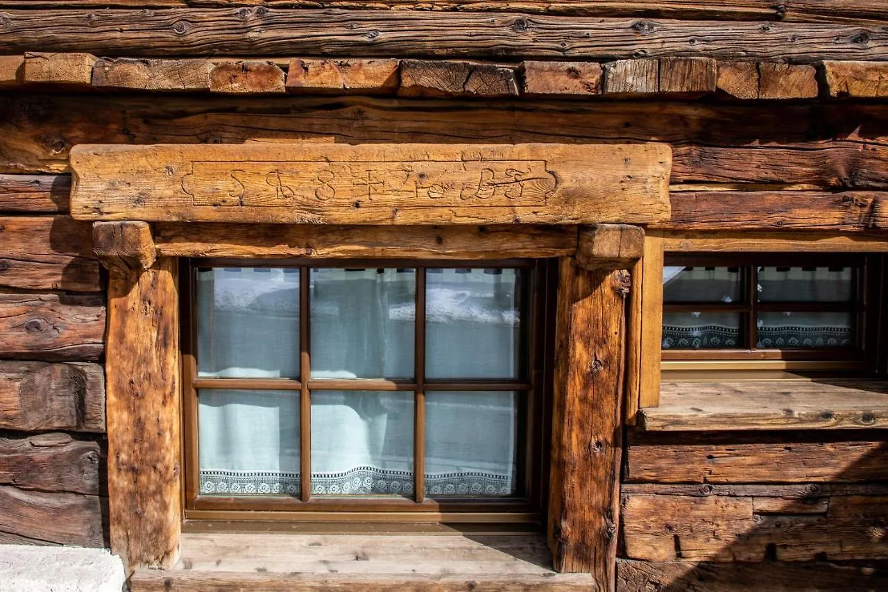 Baita Kate Apartment Livigno Italy