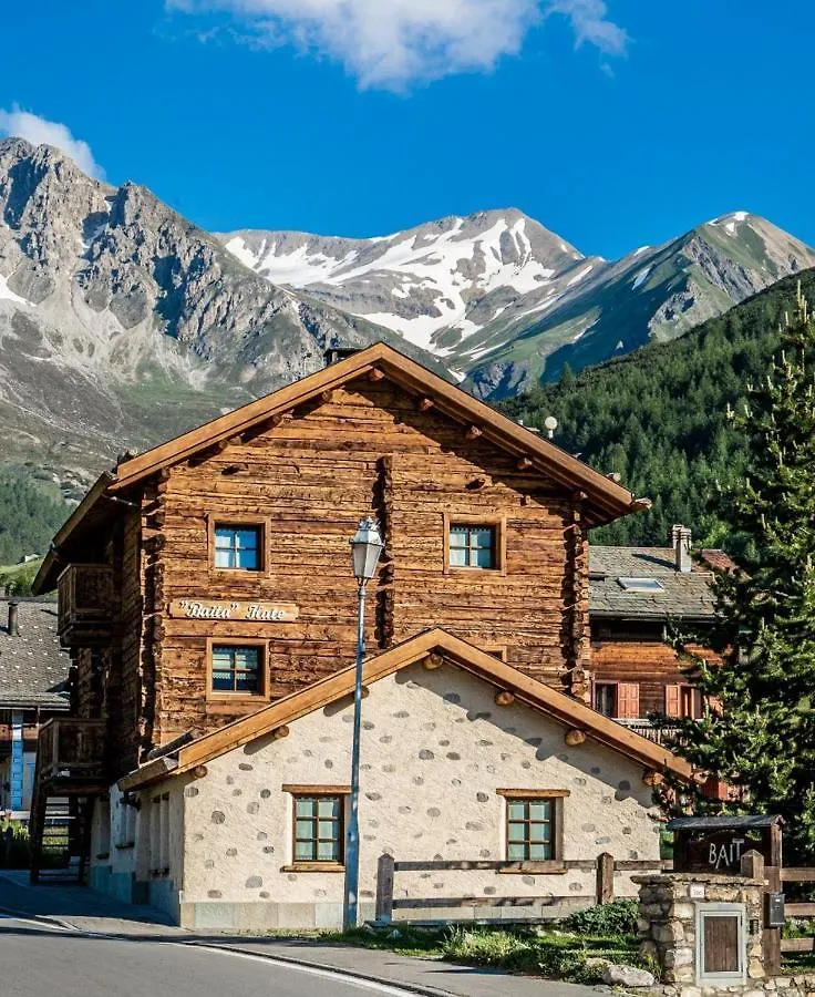 Baita Kate Apartment Livigno Italy