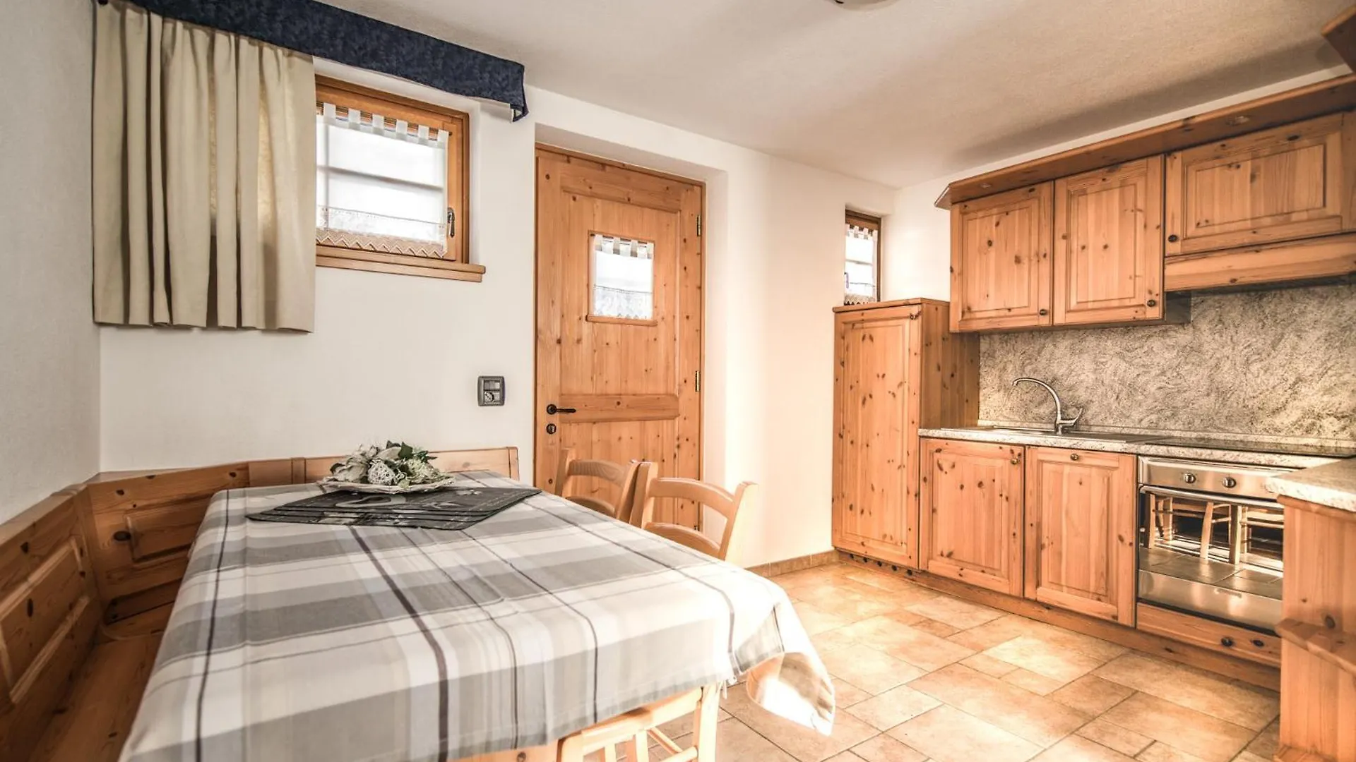 Baita Kate Apartment Livigno Italy